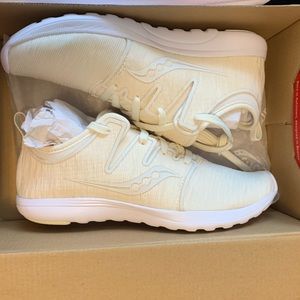 Never worn Memory Foam Saucony Shoes
